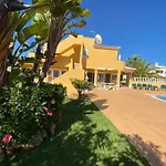 Rafaela Com Piscina * Albufeira
