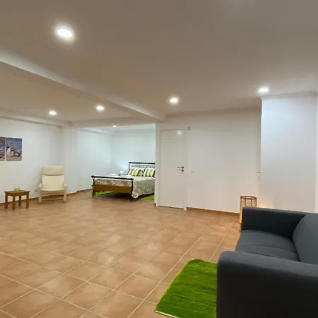 Rafaela Com Piscina * Albufeira