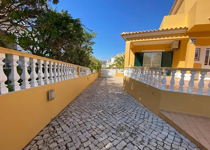 Vila Rafaela Com Piscina