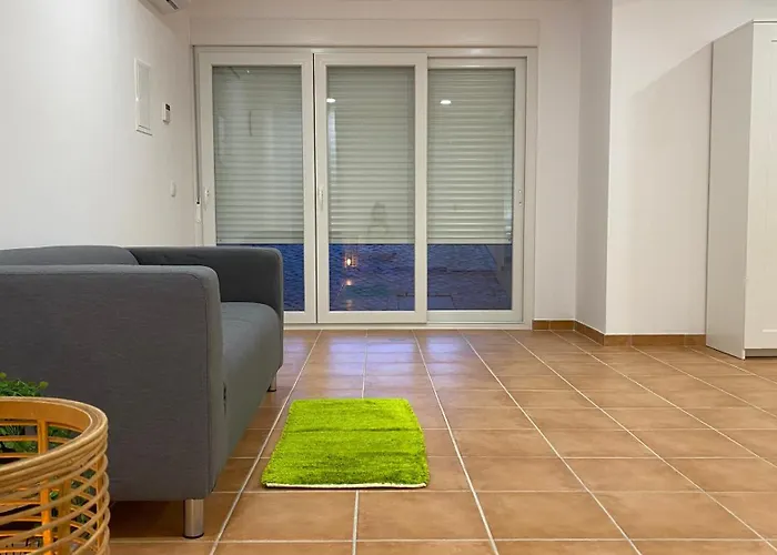 Rafaela Com Piscina Vila *