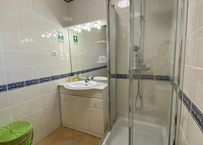 Rafaela Com Piscina Vila *