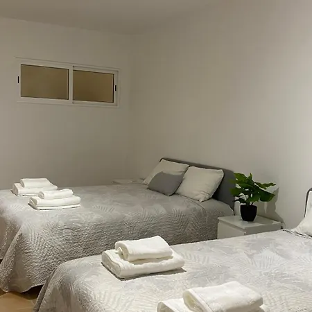 Rafaela Com Piscina Albufeira