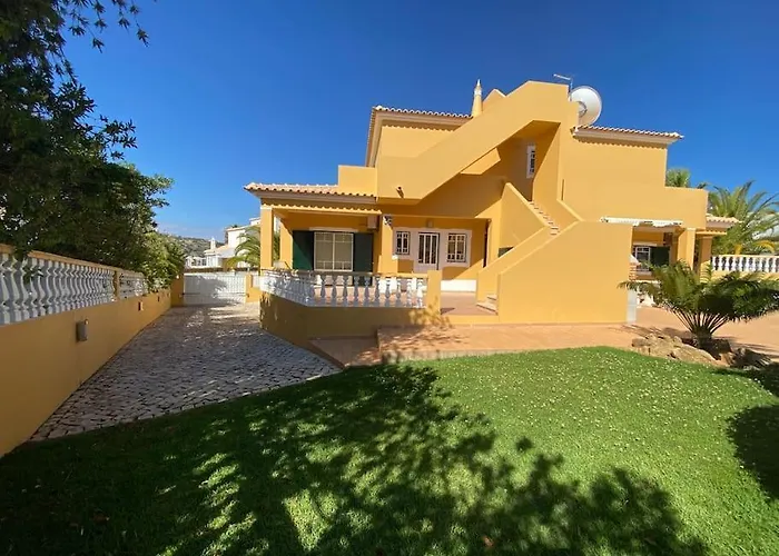 Rafaela Com Piscina *