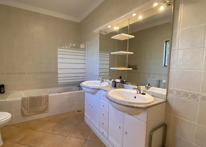 Villa Rafaela Com Piscina