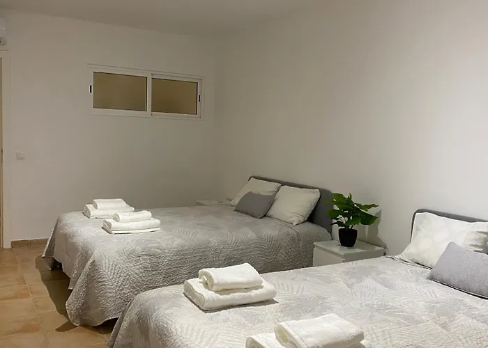 Rafaela Com Piscina Albufeira