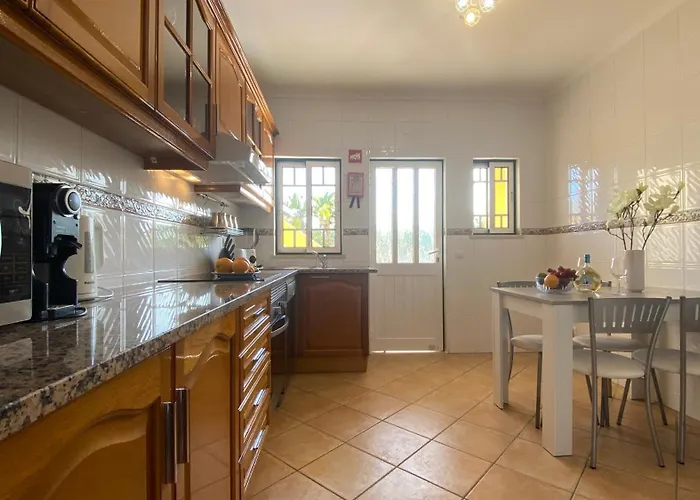 Villa Rafaela Com Piscina *