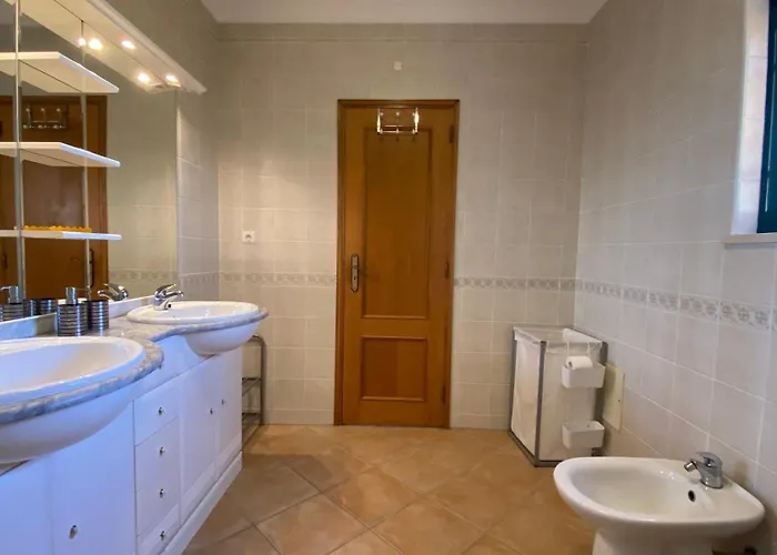 Rafaela Com Piscina Villa *