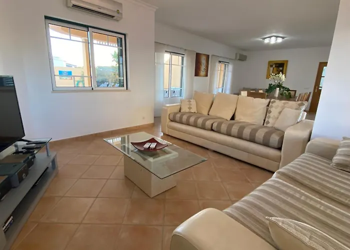 Rafaela Com Piscina * Albufeira