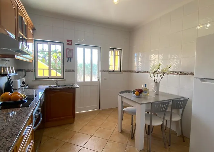 Rafaela Com Piscina * Albufeira